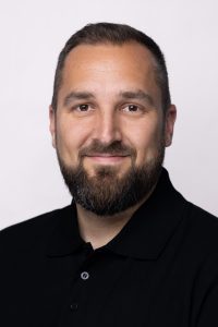 Offizielles Porträt von Elmar Eidmann, Geschäftsführer bei Lagerteam GmbH. Ansprechpartner für individuelle Lösungen und persönliche Beratung.